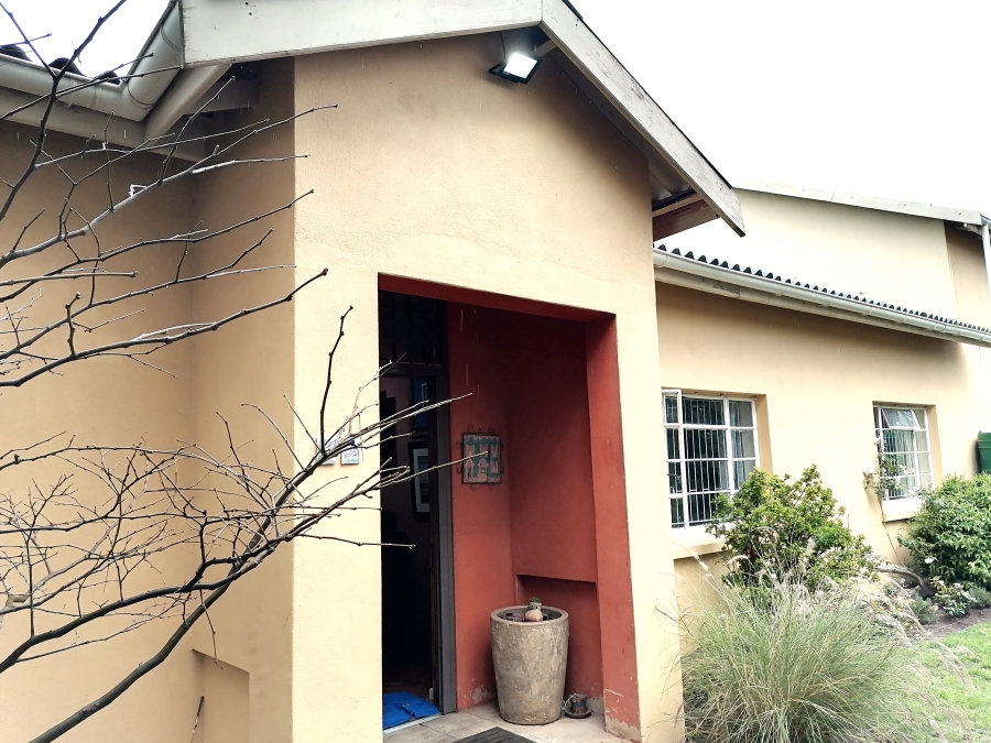 4 Bedroom Property for Sale in Humansdorp Eastern Cape